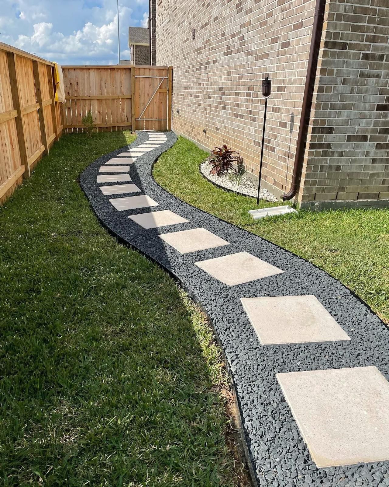 patio with grill and cover